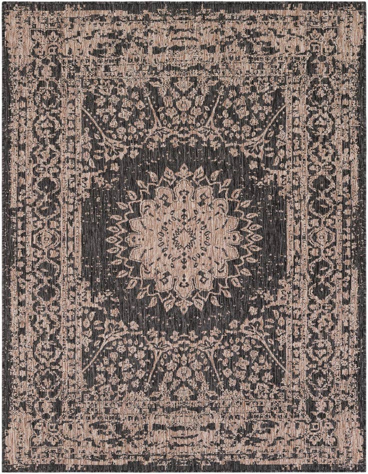 Detail image of 5' 3 x 7' Easy-Clean Traditional Indoor / Outdoor Rug