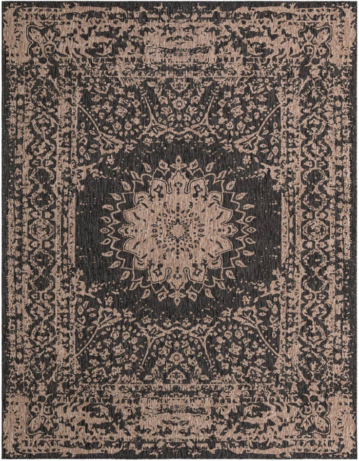 Detail image of 7' 10 x 10' Easy-Clean Traditional Indoor / Outdoor Rug