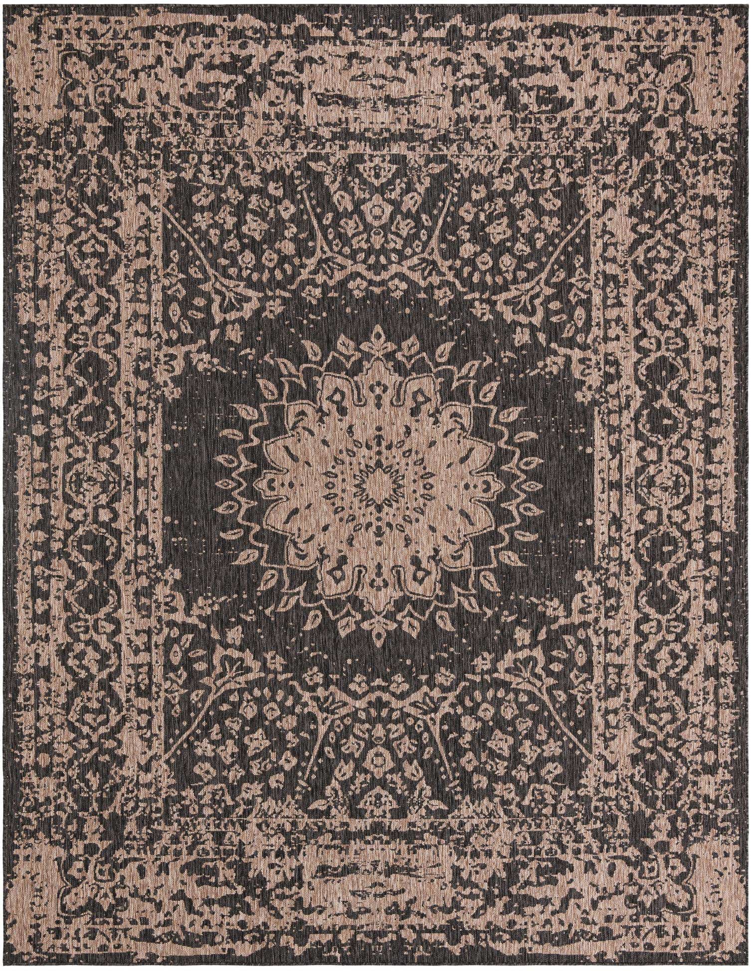 9' x 12' Easy-Clean Traditional Indoor / Outdoor Rug