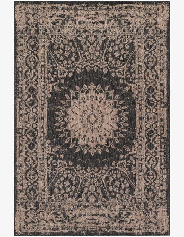 5' 3 x 8' Easy-Clean Traditional Indoor / Outdoor Rug