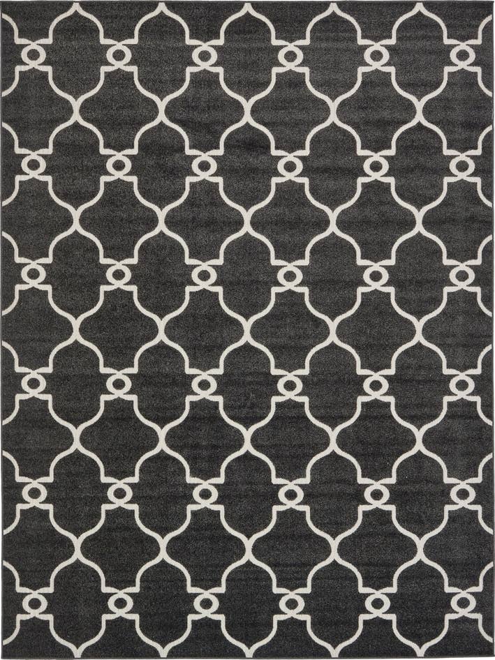Detail image of 9' x 12' 2 Easy-Clean Trellis Indoor / Outdoor Rug