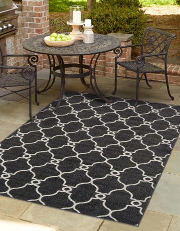 Black Easy-Clean Trellis Indoor / Outdoor Rug