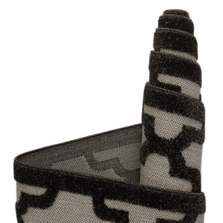 8' x 10' Easy-Clean Trellis Indoor / Outdoor Rug