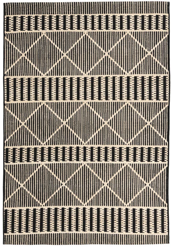 Detail image of 4' x 6' Easy-Clean Trellis Indoor / Outdoor Rug