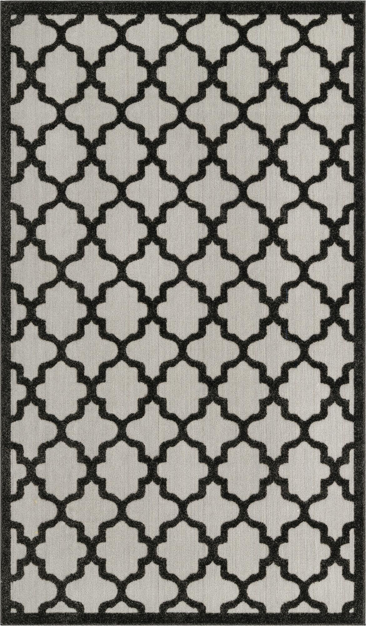 5' x 8'  Washable Trellis Indoor / Outdoor Rug