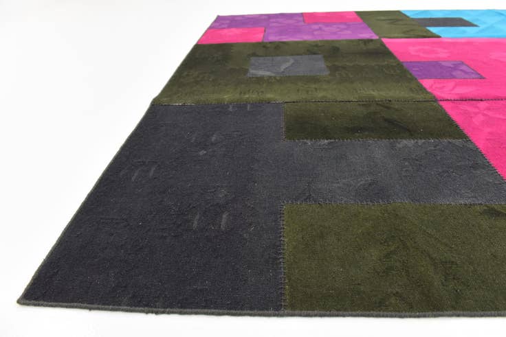 Detail image of 7' 3 x 10' Hand Woven Patchwork Wool Rug