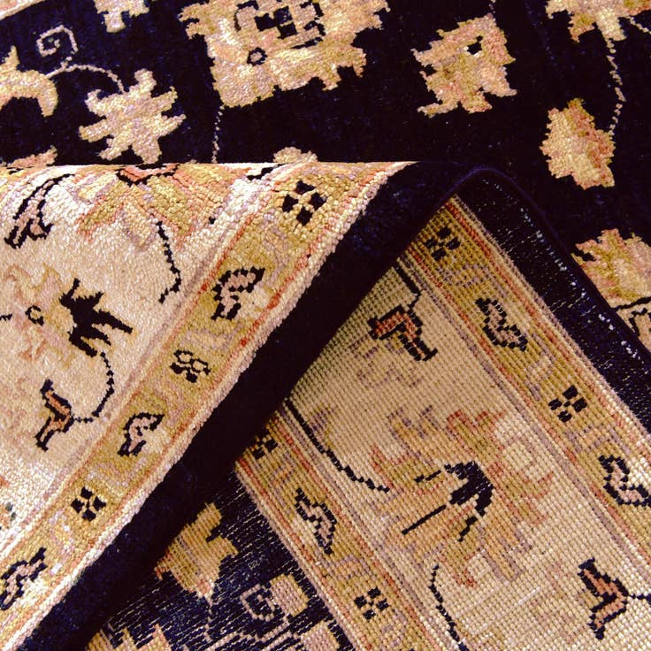 Detail image of 4' 1 x 6' 3 Hand Knotted Pershawar Ziegler Rug