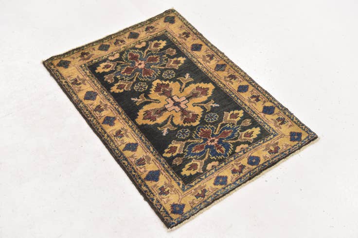 Detail image of 2' x 2' 10 Hand Knotted Peshawar Ziegler Rug