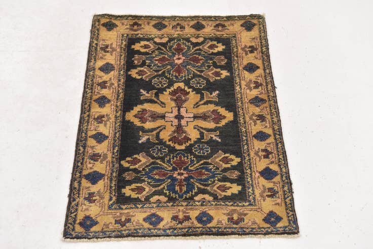 Detail image of 2' x 2' 10 Hand Knotted Peshawar Ziegler Rug