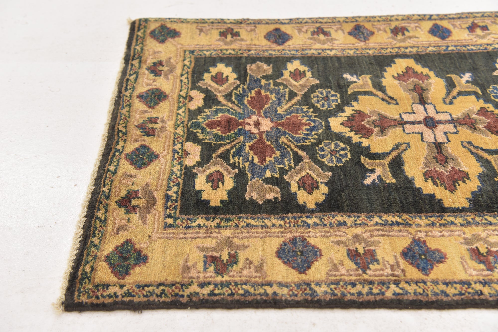 2' x 2' 10 Hand Knotted Peshawar Ziegler Rug