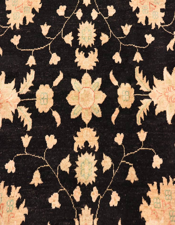 Detail image of 5' 9 x 7' 10  Hand Knotted Peshawar Ziegler Rug