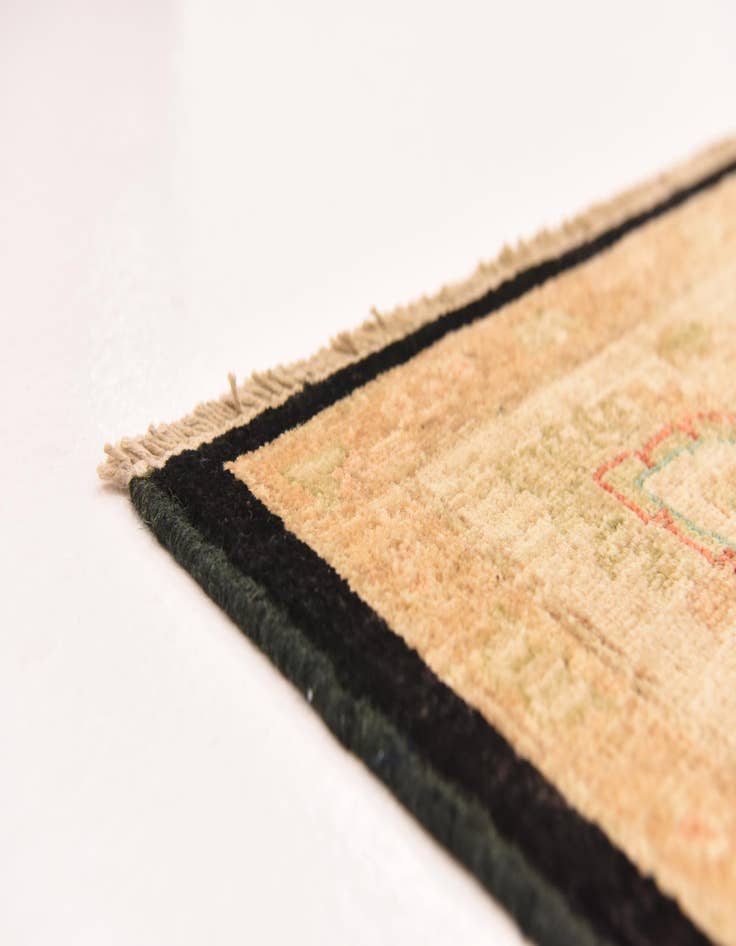 Detail image of 5' 9 x 7' 10  Hand Knotted Peshawar Ziegler Rug