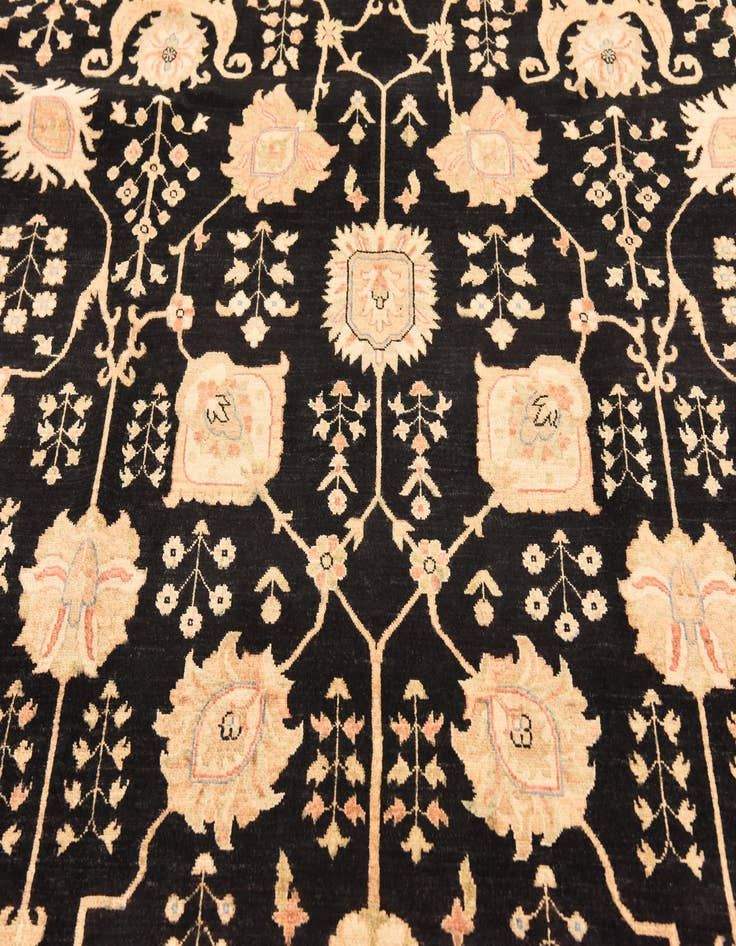 Detail image of 8' 4 x 9' 10 Hand Knotted Peshawar Ziegler Rug