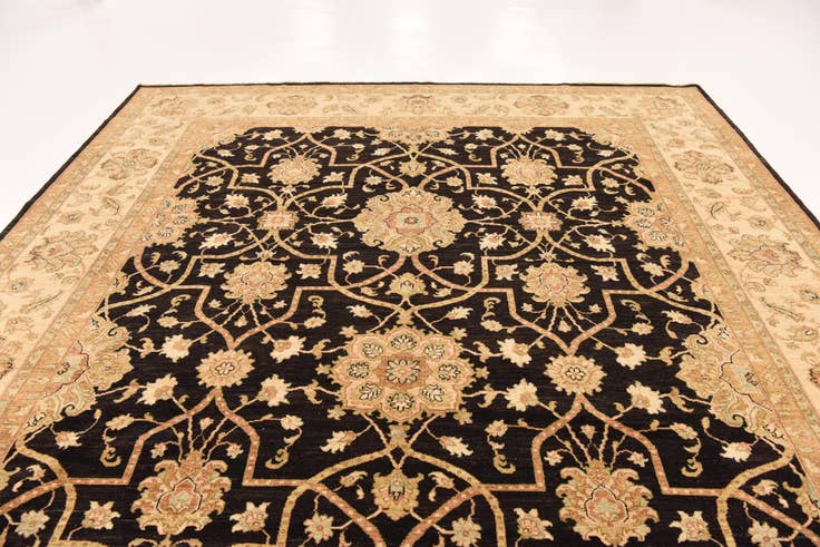 Detail image of 10' 3 x 13' 8 Hand Knotted Peshawar Ziegler Rug