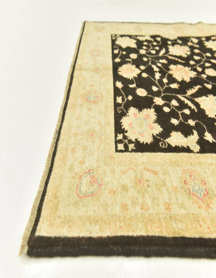 Detail image of 4' 2 x 5' 5  Hand Knotted Peshawar Ziegler Rug