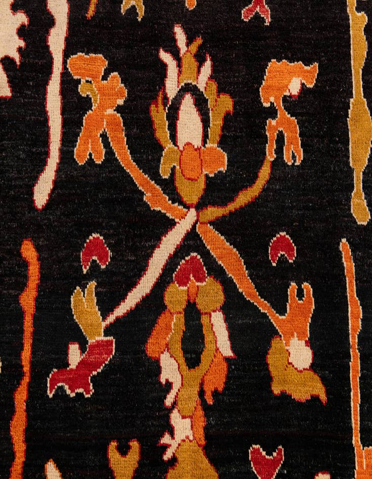 Detail image of 7' 10 x 9' 3 Hand Knotted Peshawar Ziegler Rug