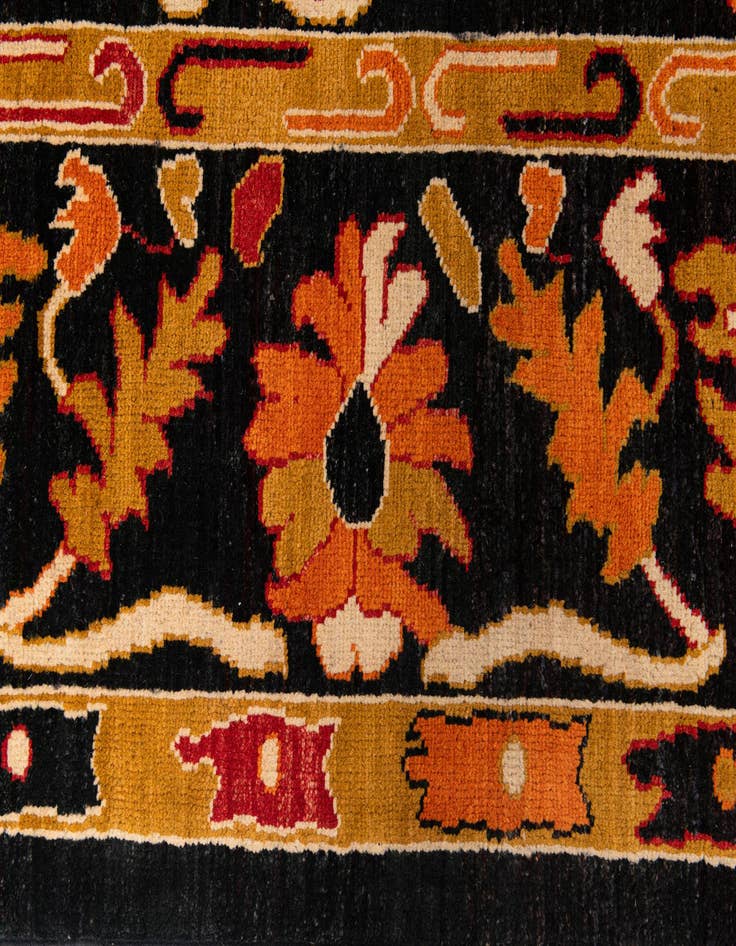 Detail image of 7' 10 x 9' 3 Hand Knotted Peshawar Ziegler Rug