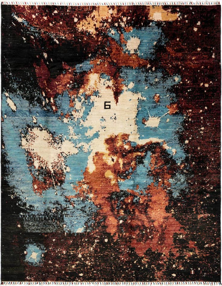 Detail image of 6' 7 x 9' 7 Rubin Wool Rug