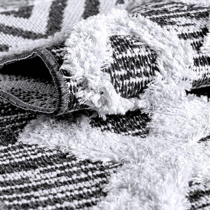 Detail image of 8' 3 x 10' Sabrina Soto Casa Valencia Rug
