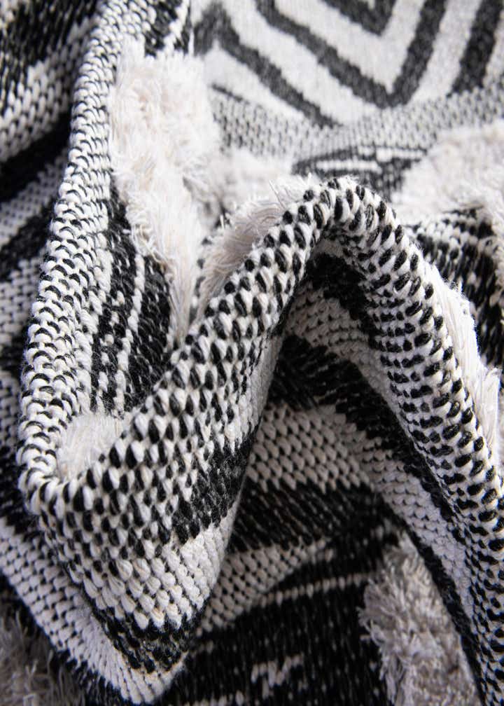 2' 3 x 3' Sabrina Soto Casa Valencia Rug