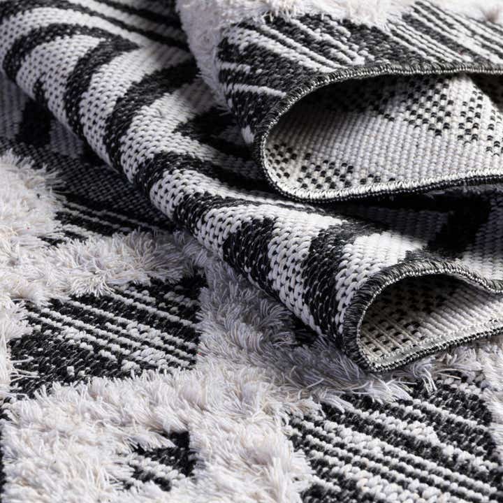 8' 3 x 10' Sabrina Soto Casa Valencia Rug
