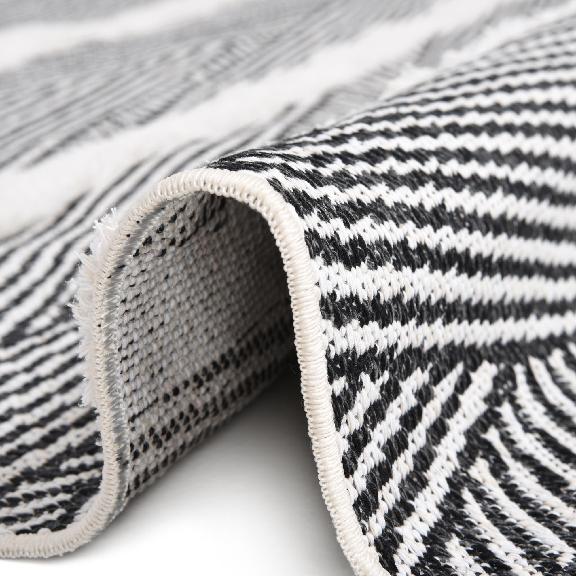 5' 3 x 8' Sabrina Soto Casa Madrid Rug