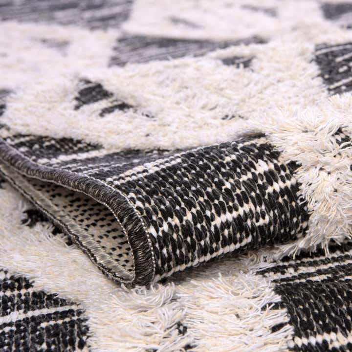 5' 3 x 8' Sabrina Soto Casa Palma Rug