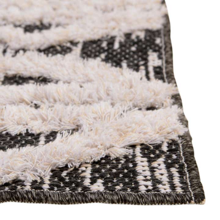 5' 3 x 8' Sabrina Soto Casa Palma Rug