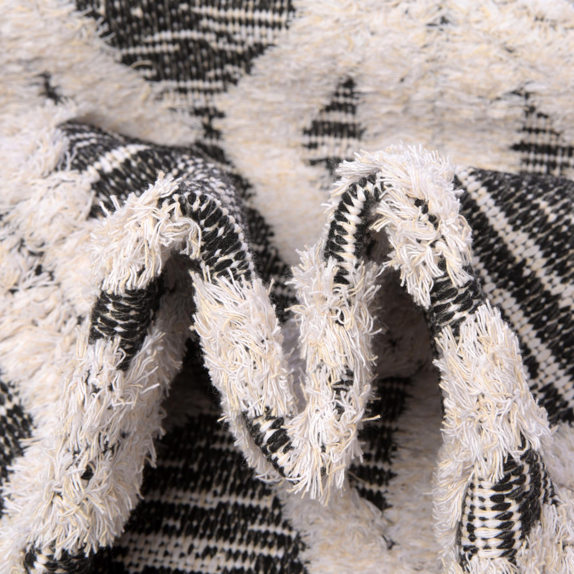 5' 3 x 8' Sabrina Soto Casa Palma Rug