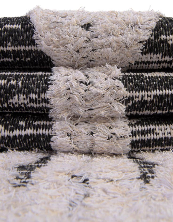 Detail image of 8' 3 x 10' Sabrina Soto Casa Palma Rug