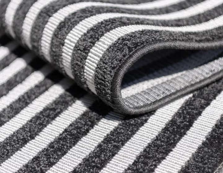 5' x 8' Easy-Clean Sabrina Soto Prescott Indoor / Outdoor Rug