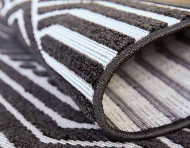 8' x 10' Easy-Clean Sabrina Soto Hudson Indoor / Outdoor Rug