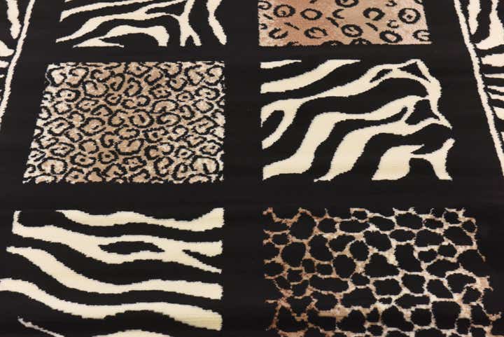 5' 3 x 7' Safari Rug