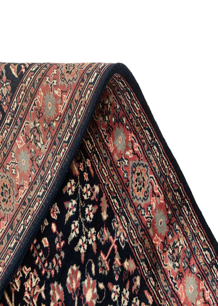 4' 7 x 6' 9 Hand Knotted Sarough Wool Rug