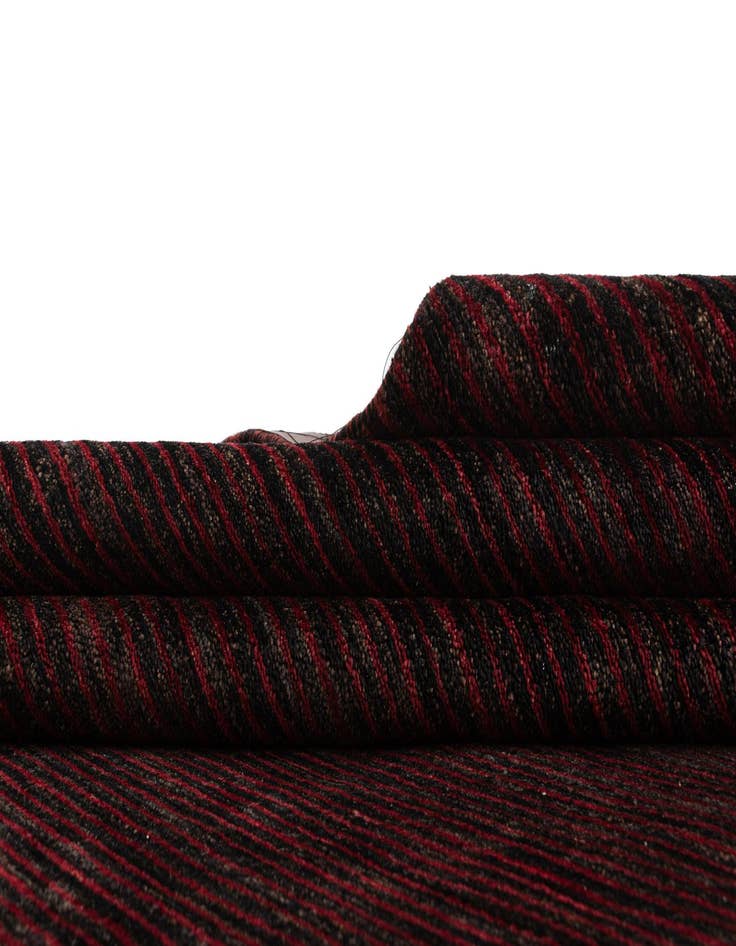 Detail image of 8' 8 x 9' 11 Shayan Wool Rug