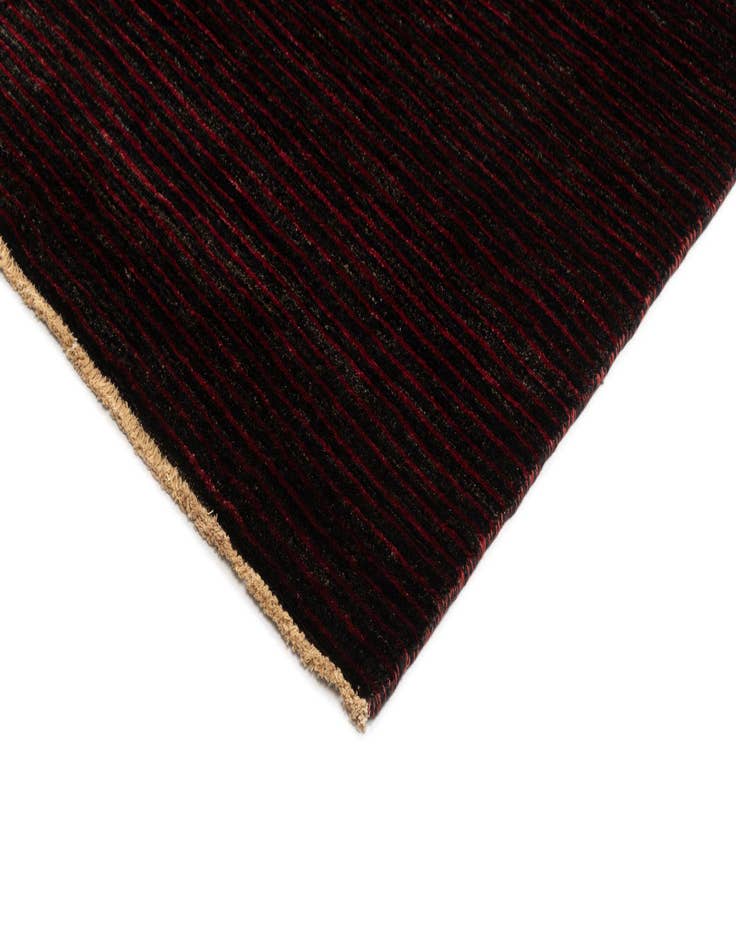 Detail image of 8' 8 x 9' 11 Shayan Wool Rug