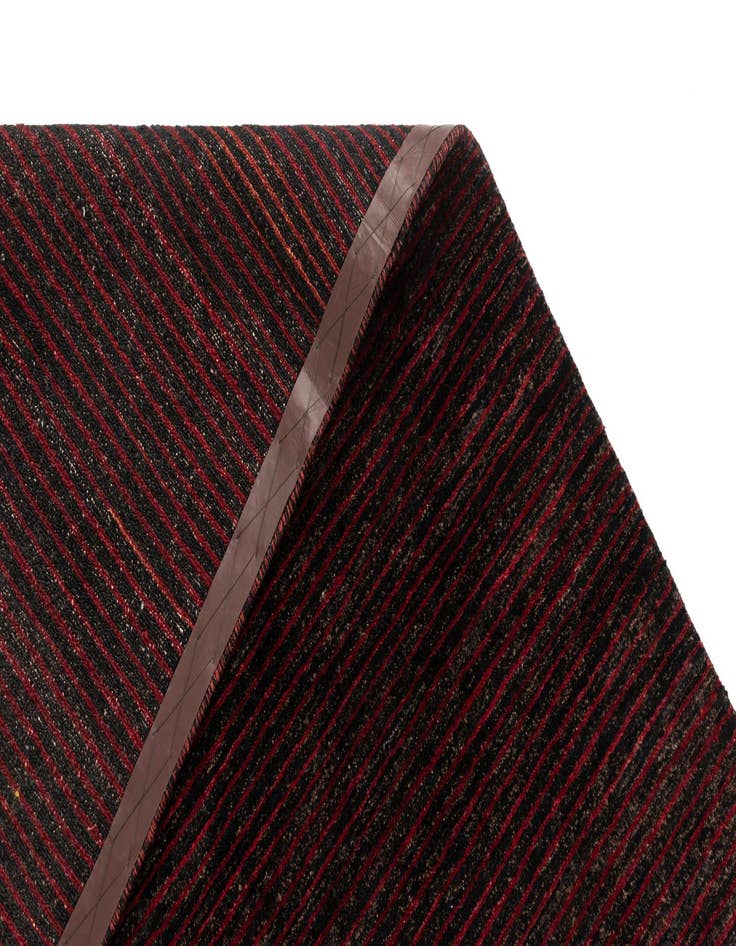 Detail image of 8' 8 x 9' 11 Shayan Wool Rug