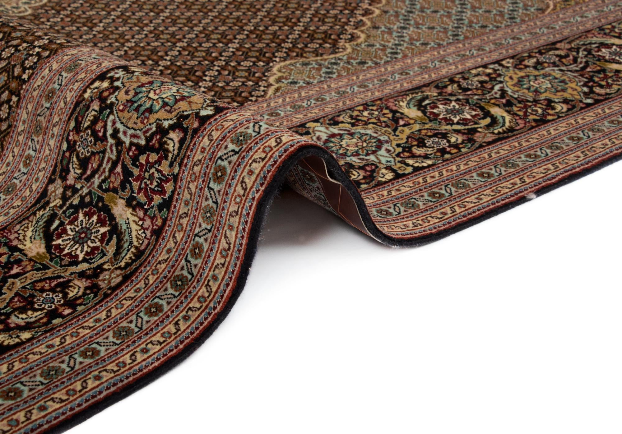 6' 8 x 9' 9 Tabriz Mahi Rug