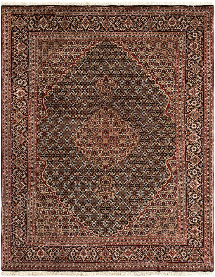 Detail image of 6' 8 x 9' 9 Tabriz Mahi Rug