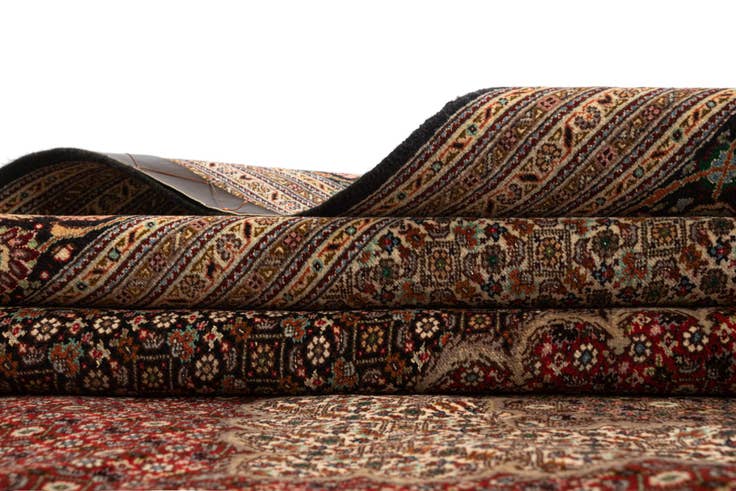Detail image of 9' 10 x 12' 10 Tabriz Mahi Wool Rug