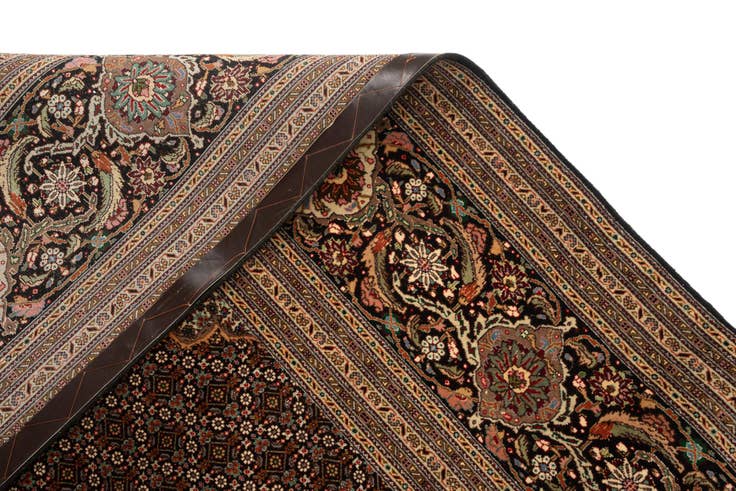 Detail image of 9' 10 x 12' 10 Tabriz Mahi Wool Rug