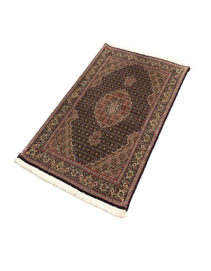 Detail image of 3' 4 x 5' Tabriz Mahi Rug