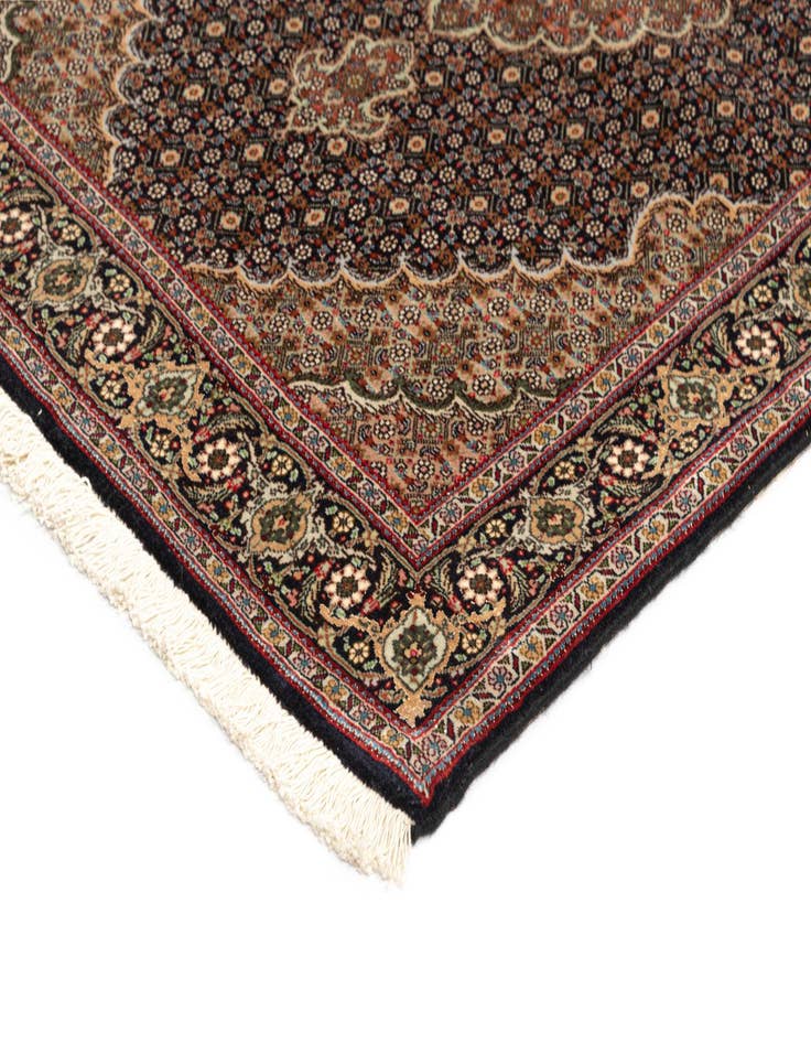 Detail image of 3' 4 x 5' Tabriz Mahi Rug