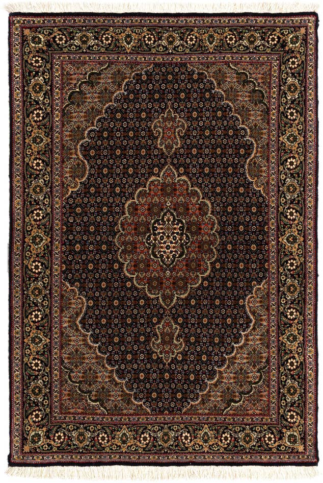 Detail image of 3' 4 x 5' Tabriz Mahi Rug