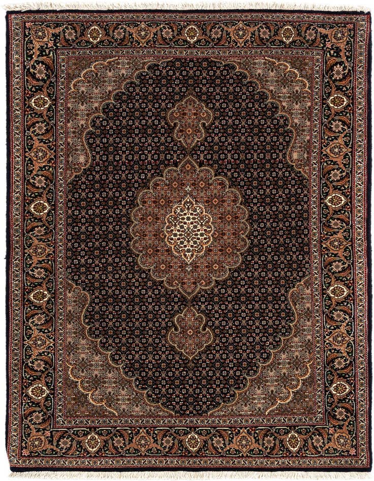 Detail image of 3' 2 x 5' 7 Tabriz Mahi Rug