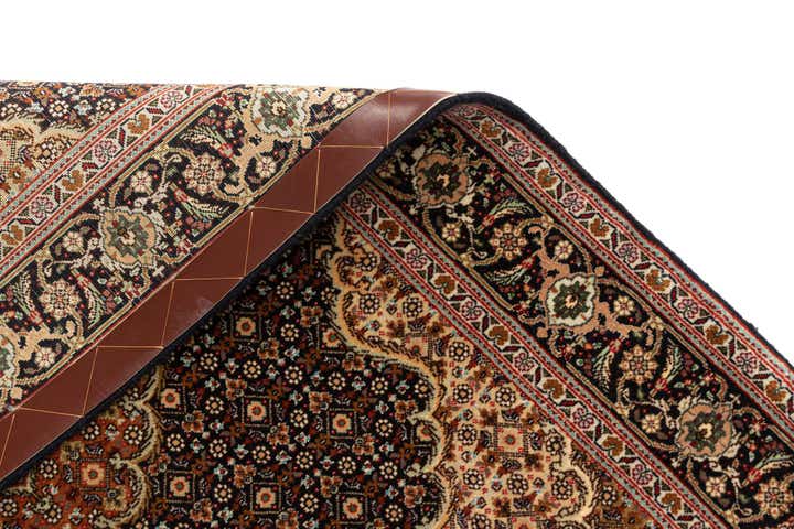 3' 4 x 4' 10 Tabriz Mahi Rug