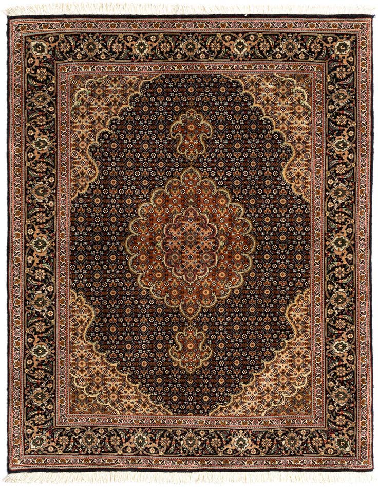 Detail image of 3' 4 x 4' 10 Tabriz Mahi Rug