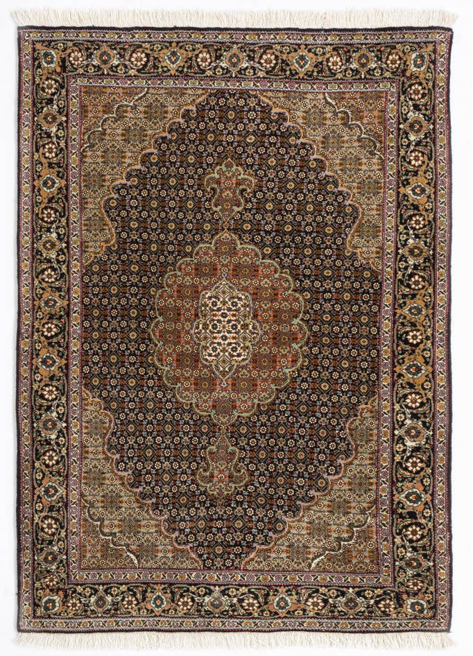 Detail image of 3' 5 x 4' 10 Tabriz Mahi Rug
