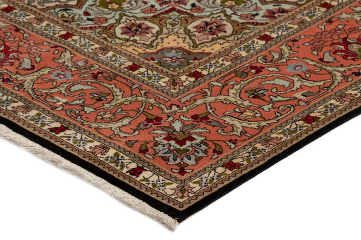 Detail image of 6' 7 x 9' 9 Tabriz Rug