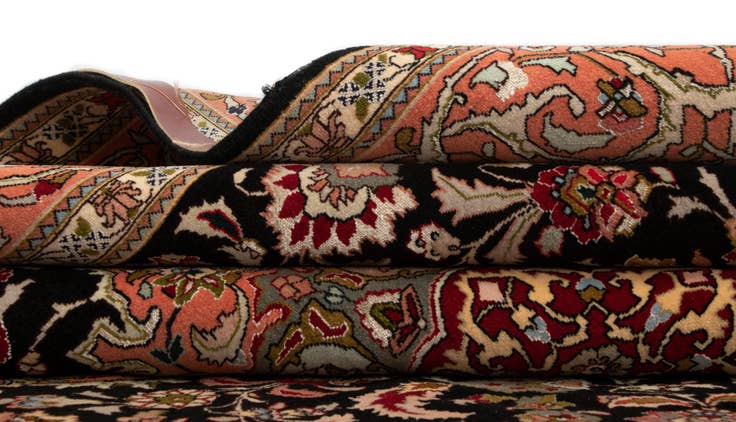 Detail image of 6' 7 x 9' 9 Tabriz Rug